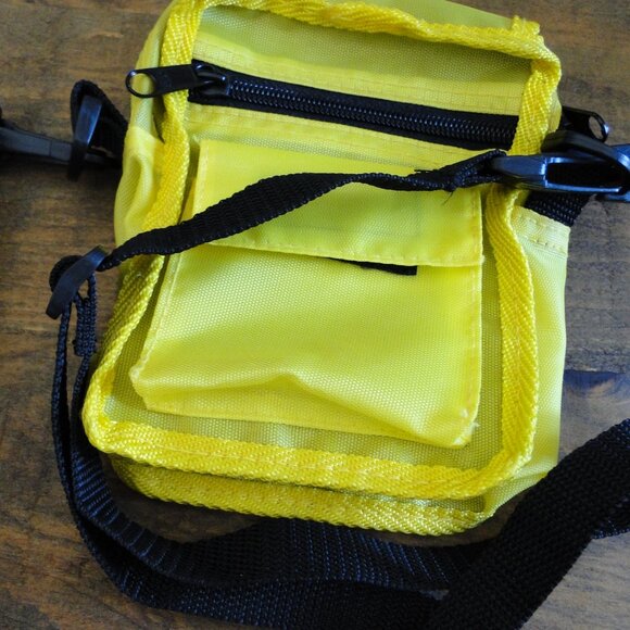 Unisex travel / crossbody shoulder Nylo small bag - Picture 6 of 6